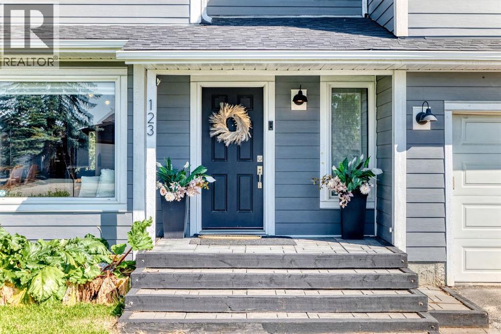 123 Glenhill Drive, Cochrane, Alberta  T4C 0C6 - Photo 5 - A2338583