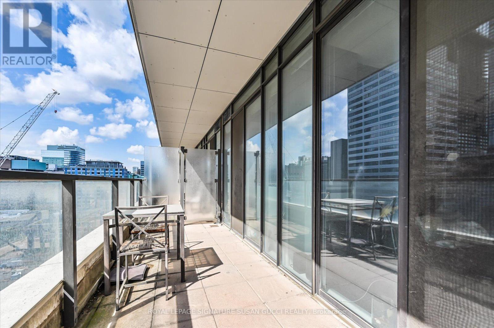 1825 - 111 Elizabeth Street, Toronto, Ontario  M5G 1P7 - Photo 18 - C13719320