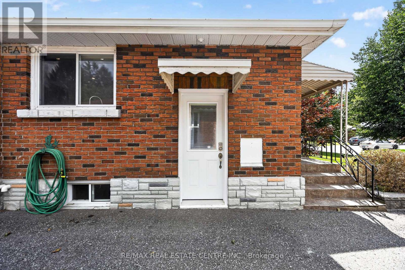 309 Lasalle Avenue, Oshawa, Ontario  L1H 5Y7 - Photo 4 - E13719374