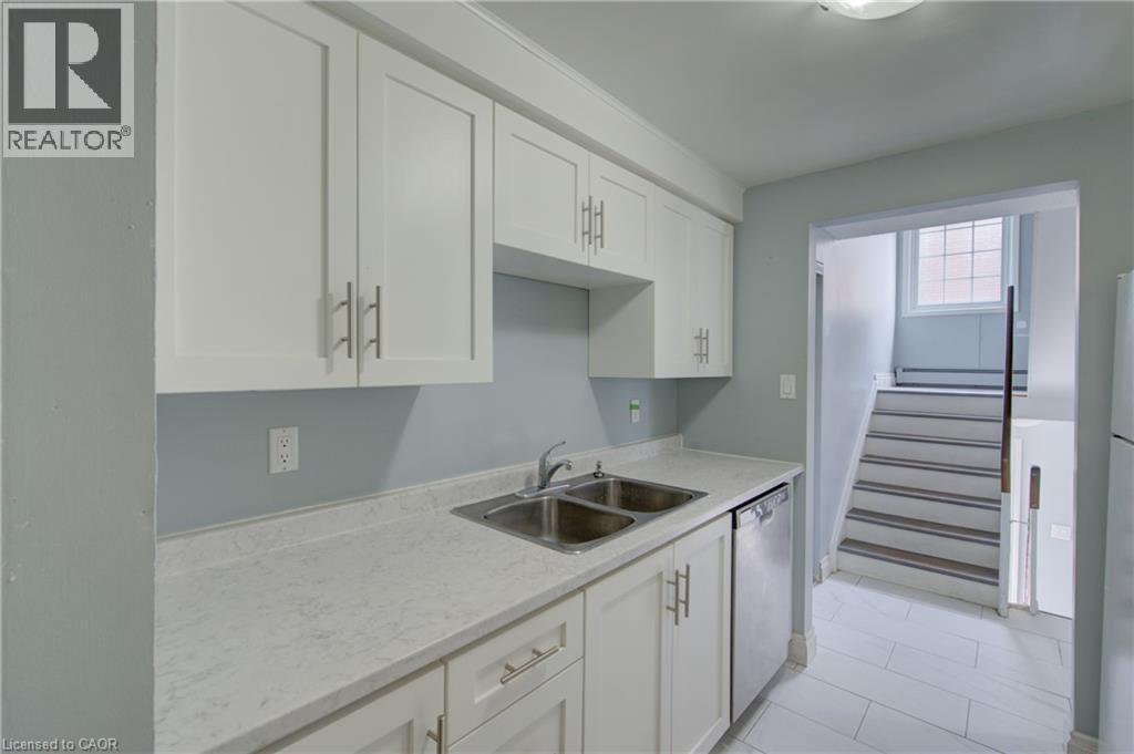 645 Albert Street Unit# 6, Waterloo, Ontario  N2L 3V5 - Photo 11 - 40858738