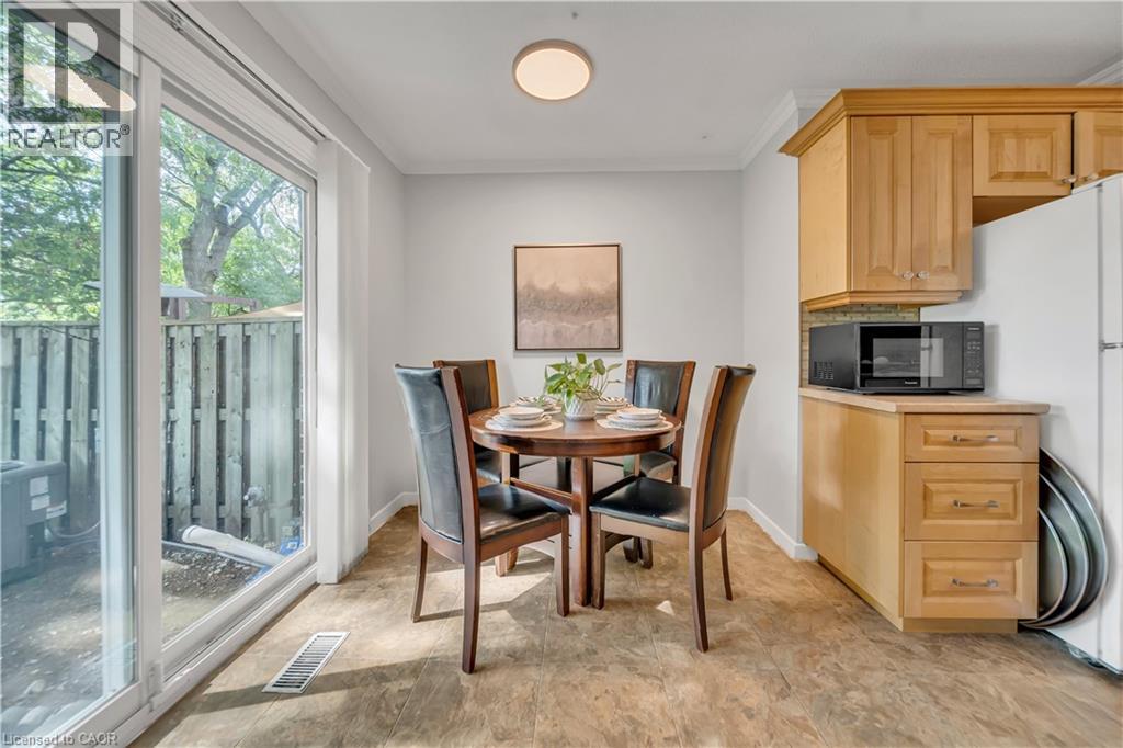 121 University Avenue E Unit# 101, Waterloo, Ontario  N2J 4J1 - Photo 15 - 40858581
