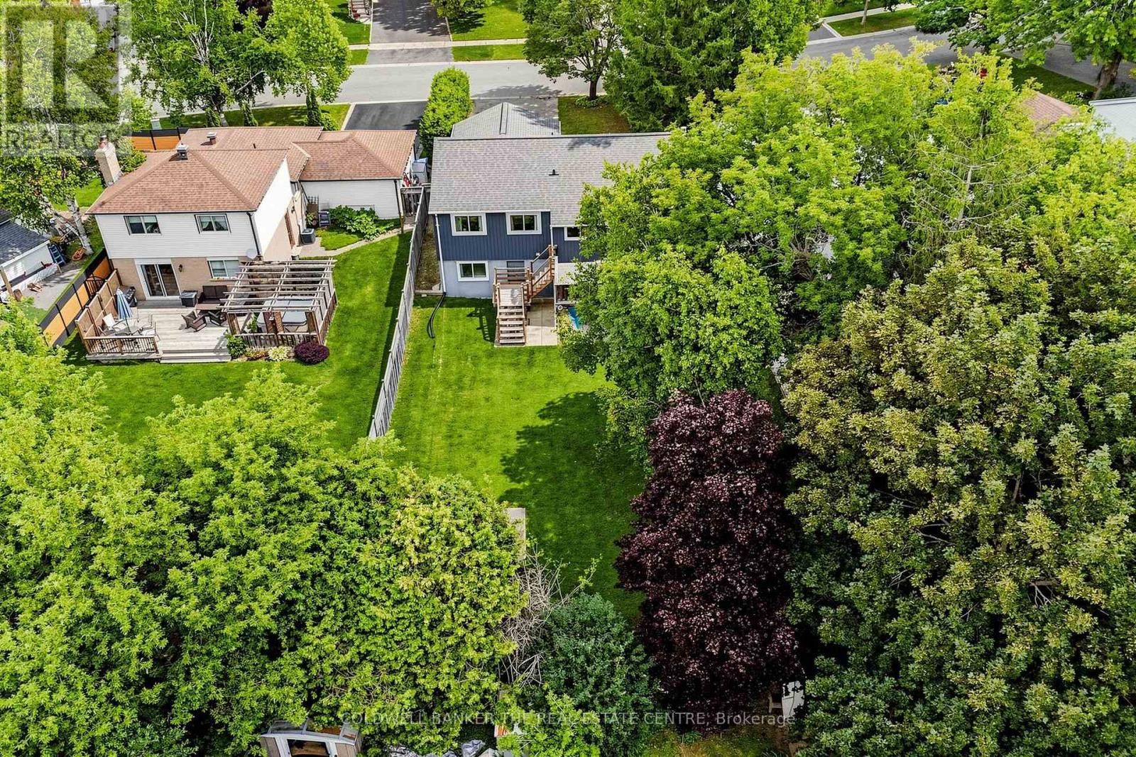 17 Blackstone Court, East Gwillimbury, Ontario  L9N 1C2 - Photo 29 - N13719310