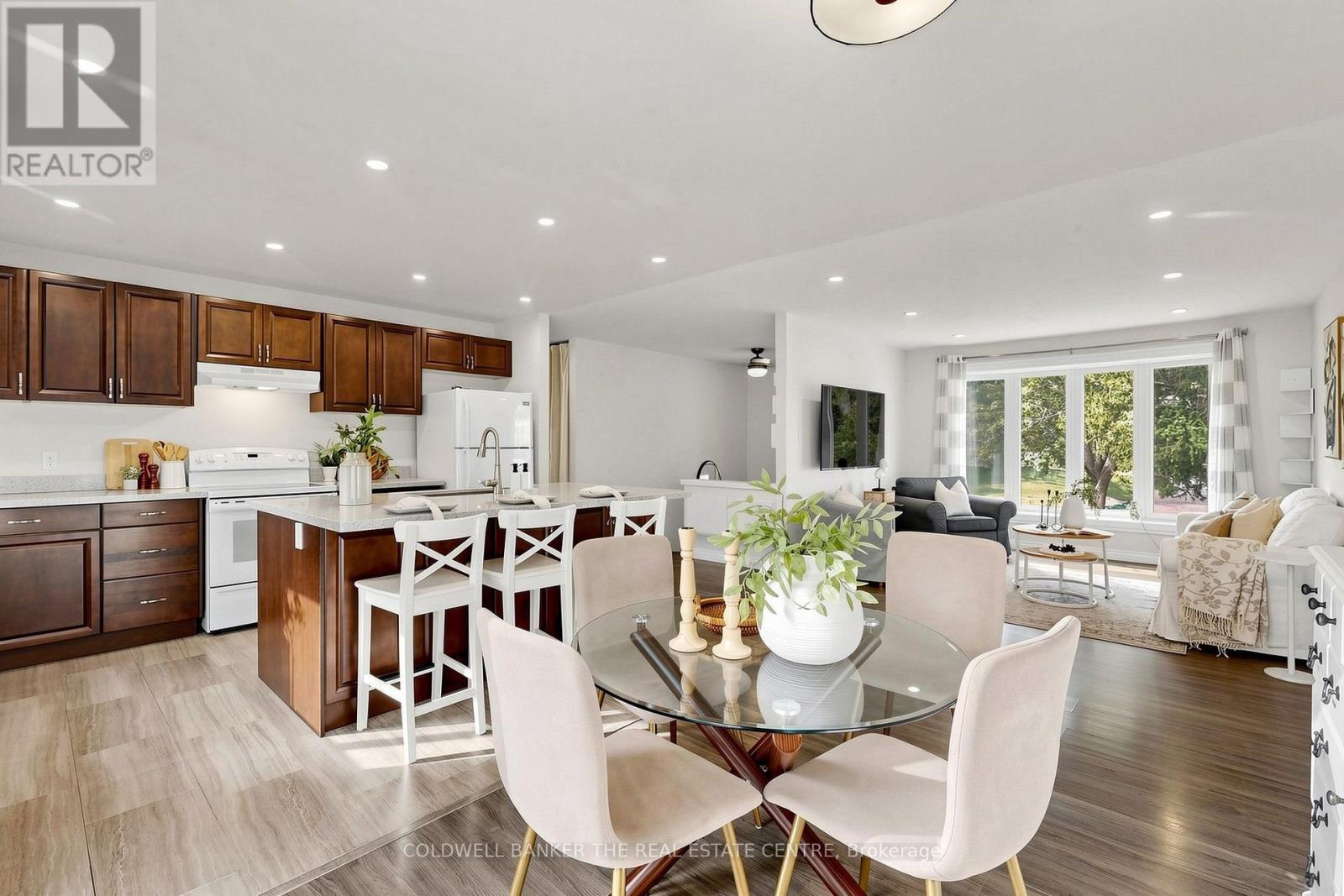 17 Blackstone Court — photo 3