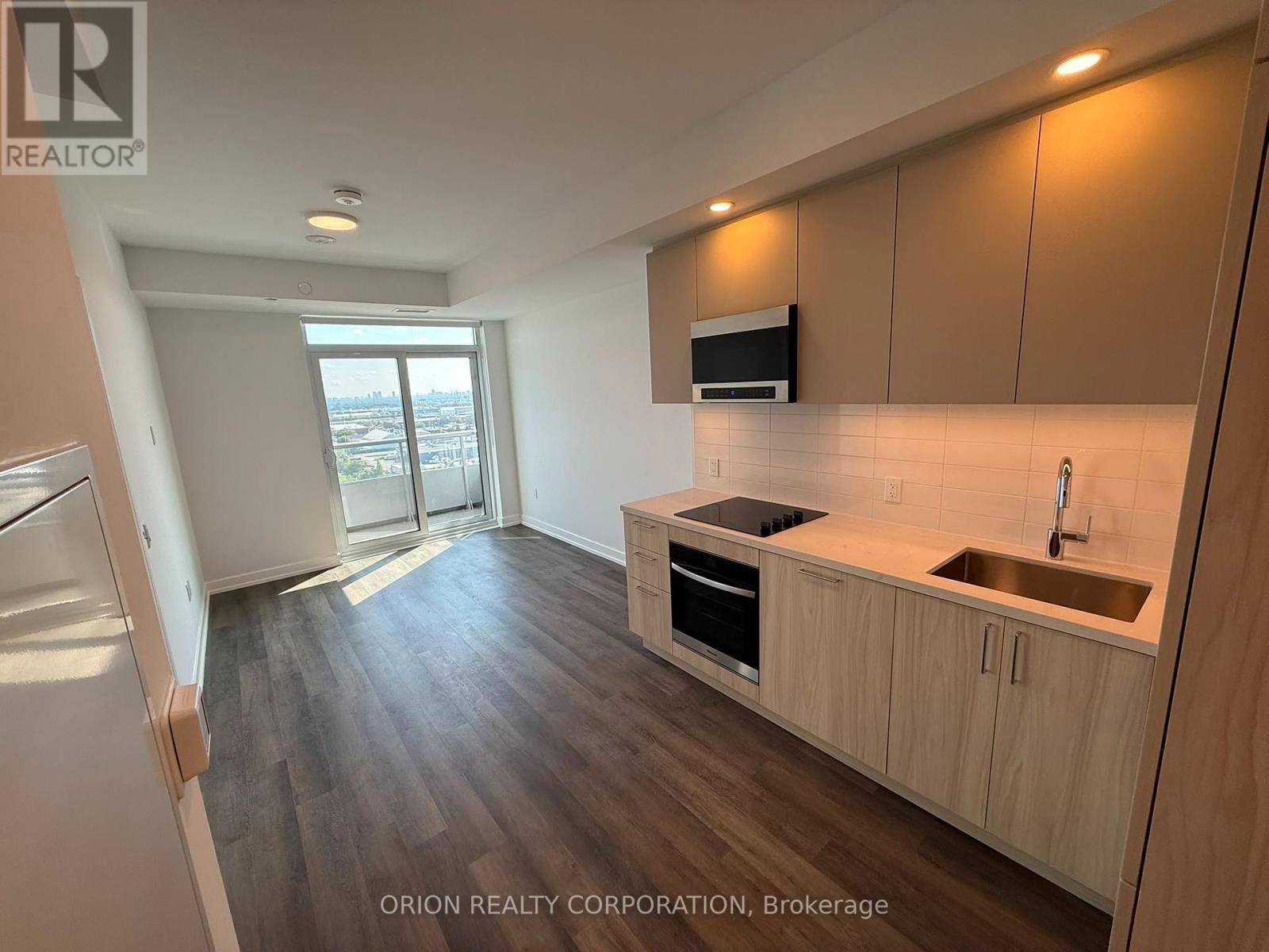 1103 - 5 Meadowdale Road, Vaughan, Ontario  L4K 0C7 - Photo 2 - N13719396
