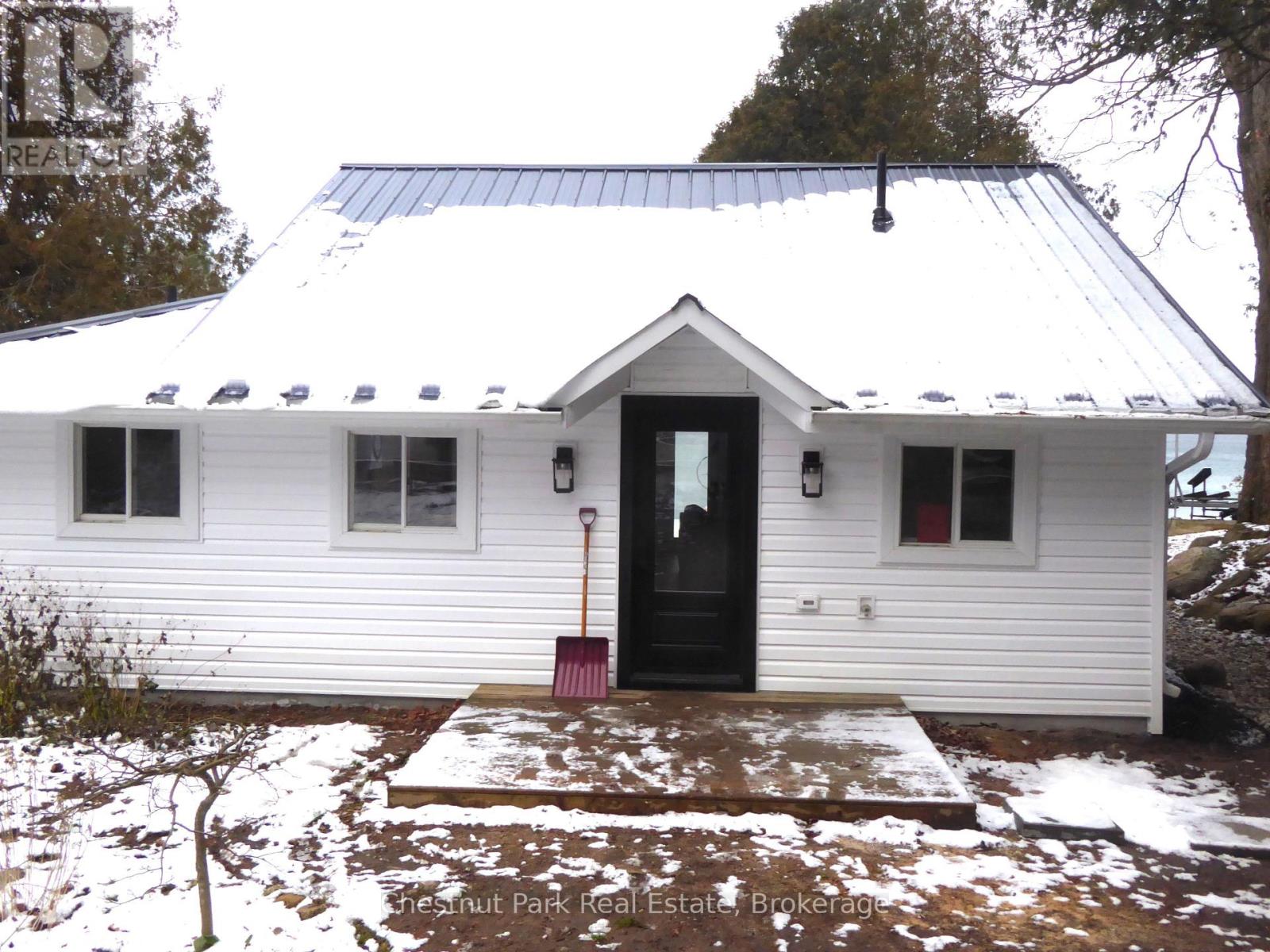 121 Kiowana Beach Road, Meaford, Ontario  N4L 1W5 - Photo 2 - X13719414