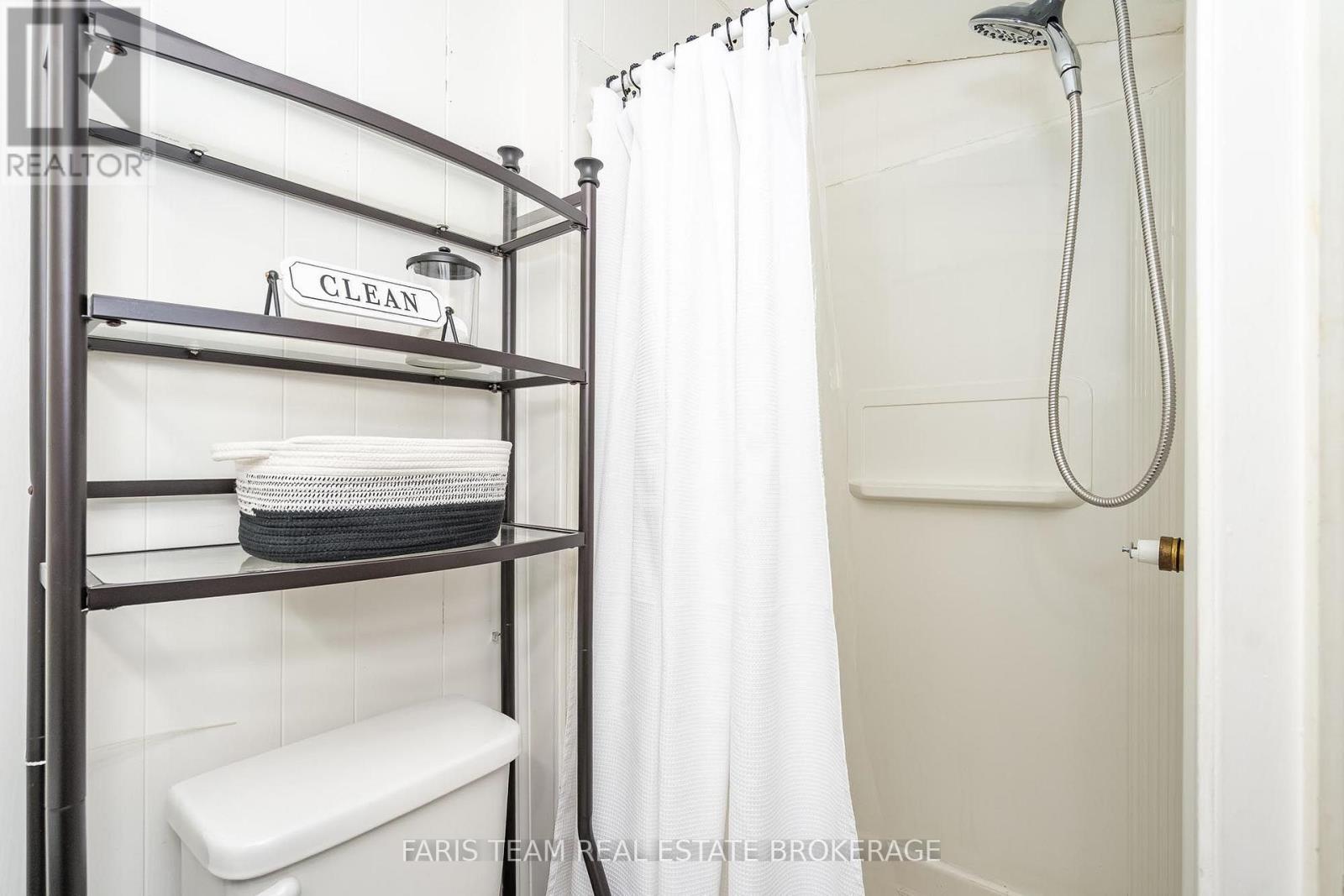 365 Robins Point Road, Tay, Ontario  L0K 2A0 - Photo 16 - S13719356