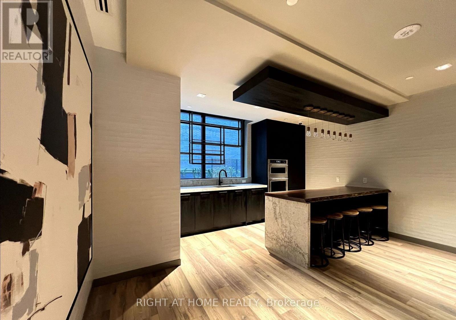 2301 - 327 King Street, Toronto, Ontario  M5V 1J5 - Photo 18 - C13638078
