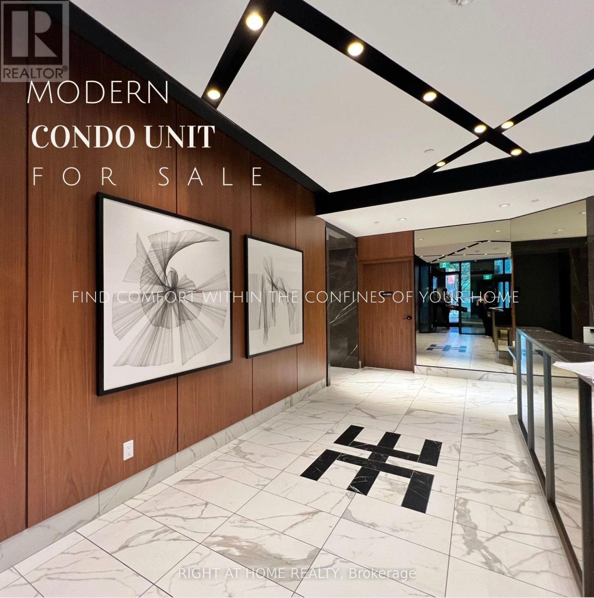 2301 - 327 KING STREET, Toronto, Ontario