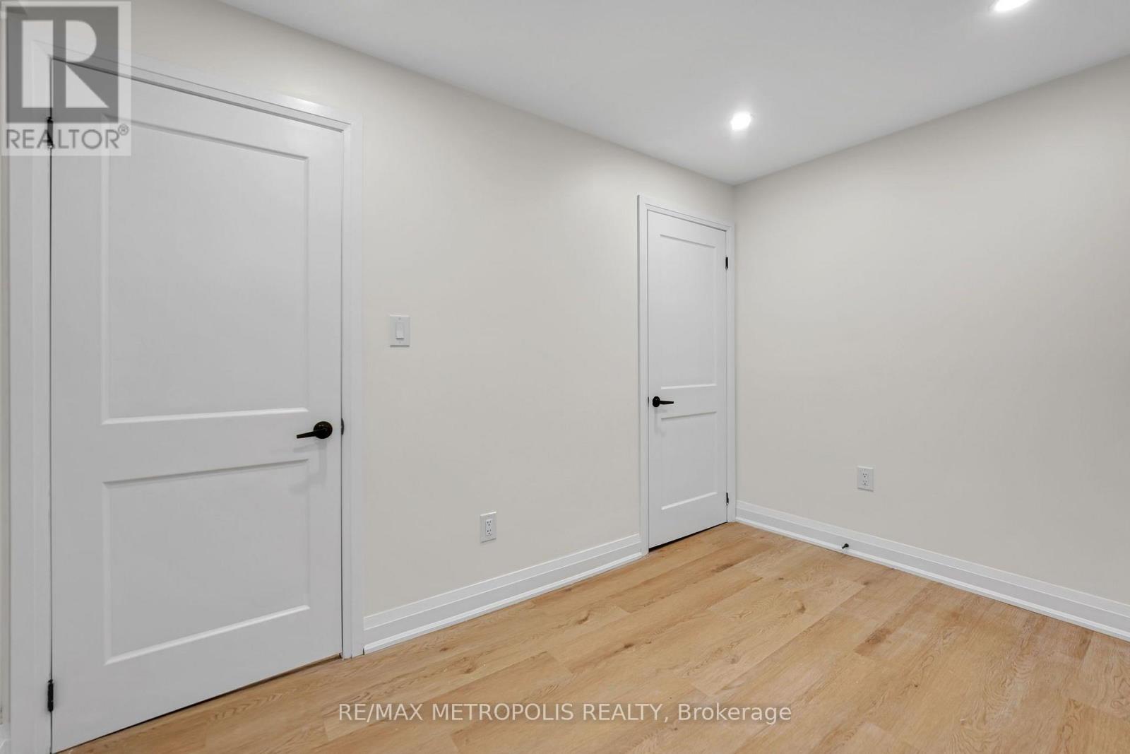 205 Clemence Avenue, Whitby, Ontario  L1N 1E7 - Photo 28 - E13719460
