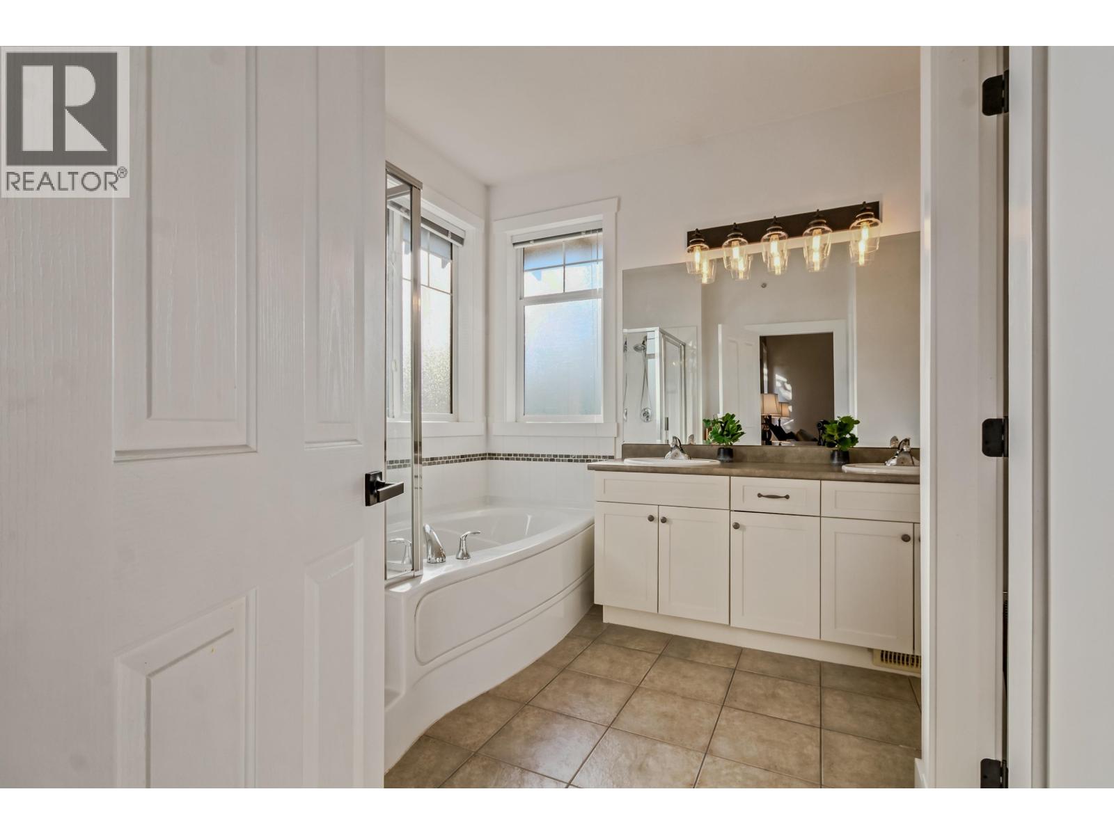 15 13887 Docksteader Loop, Maple Ridge, British Columbia  V4R 0A2 - Photo 22 - R3159329