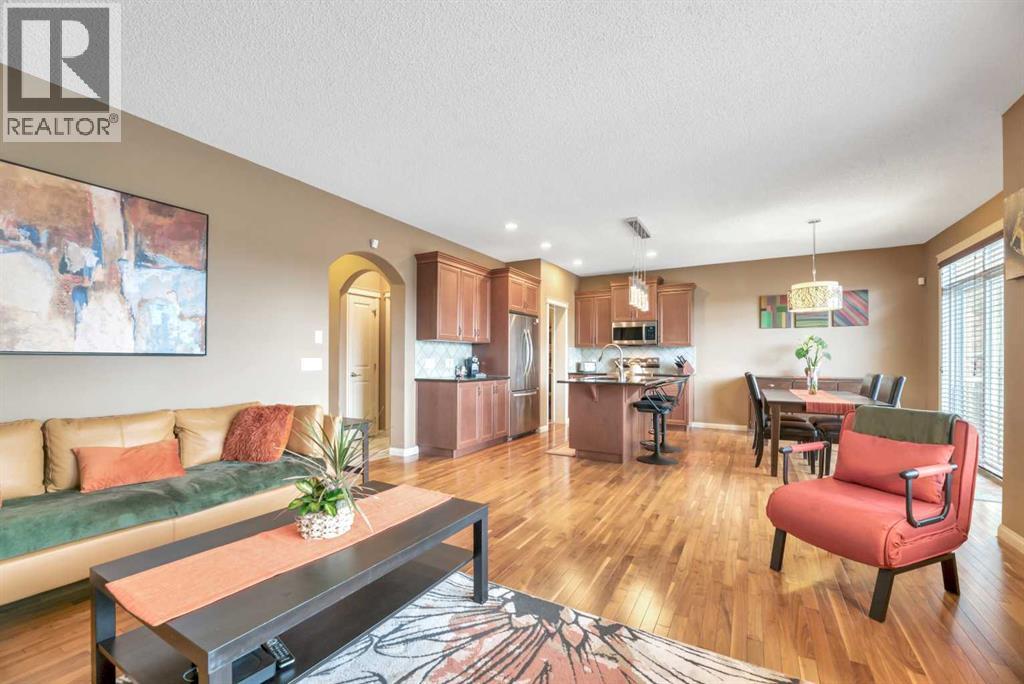 8 Sunset Square, Cochrane, Alberta  T4C 0H4 - Photo 14 - A2340525