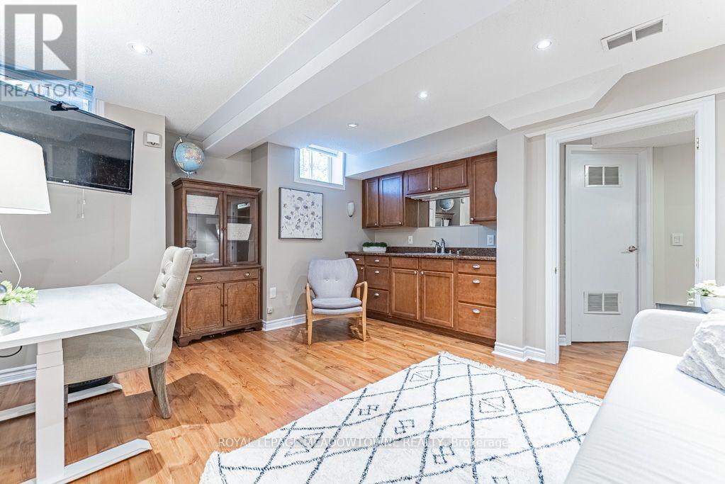 1116 Barclay Circle, Milton, Ontario  L9T 5W4 - Photo 31 - W13719332