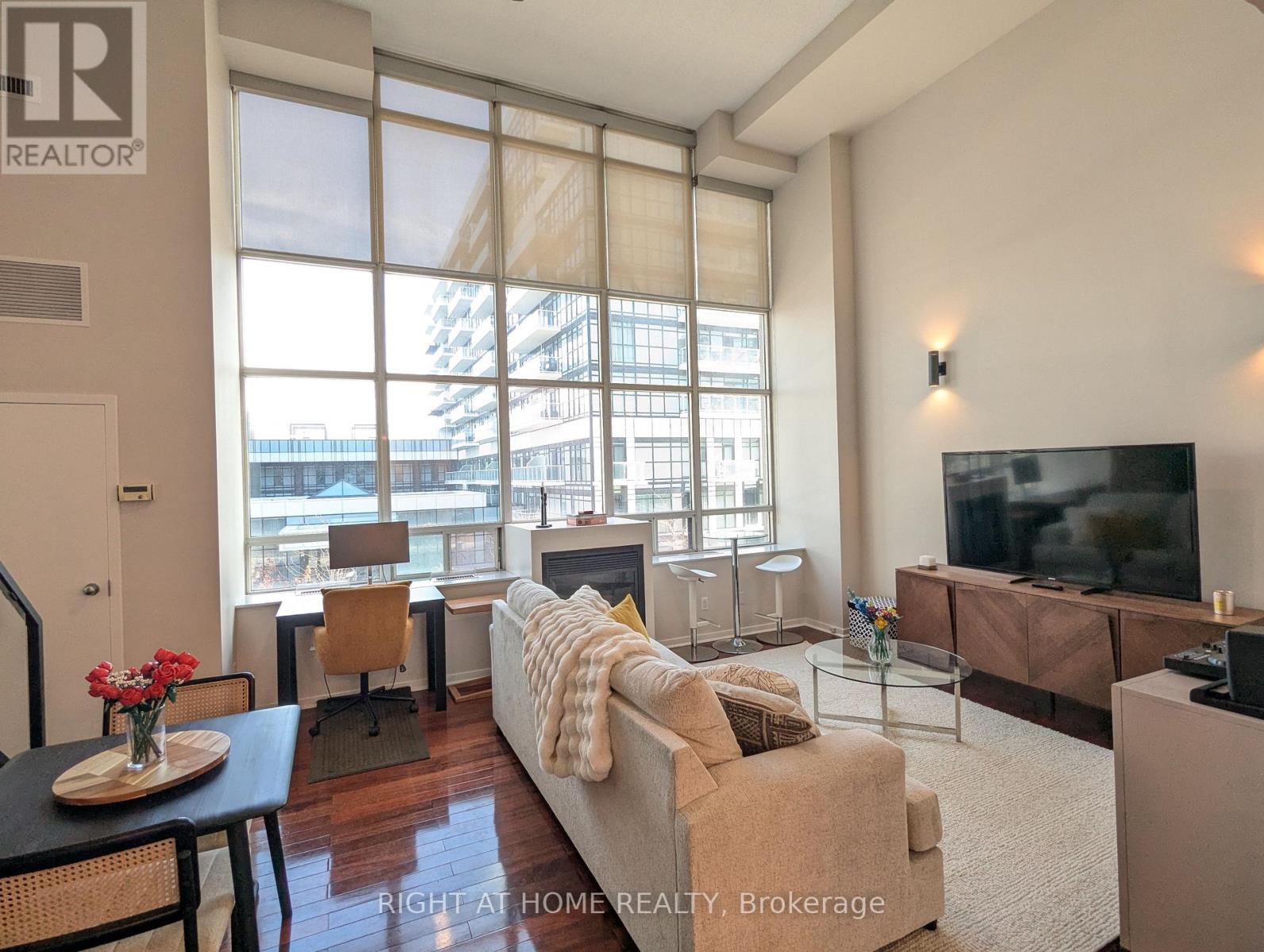 215 - 300 Manitoba Street, Toronto, Ontario  M8Y 4G9 - Photo 12 - W13719410