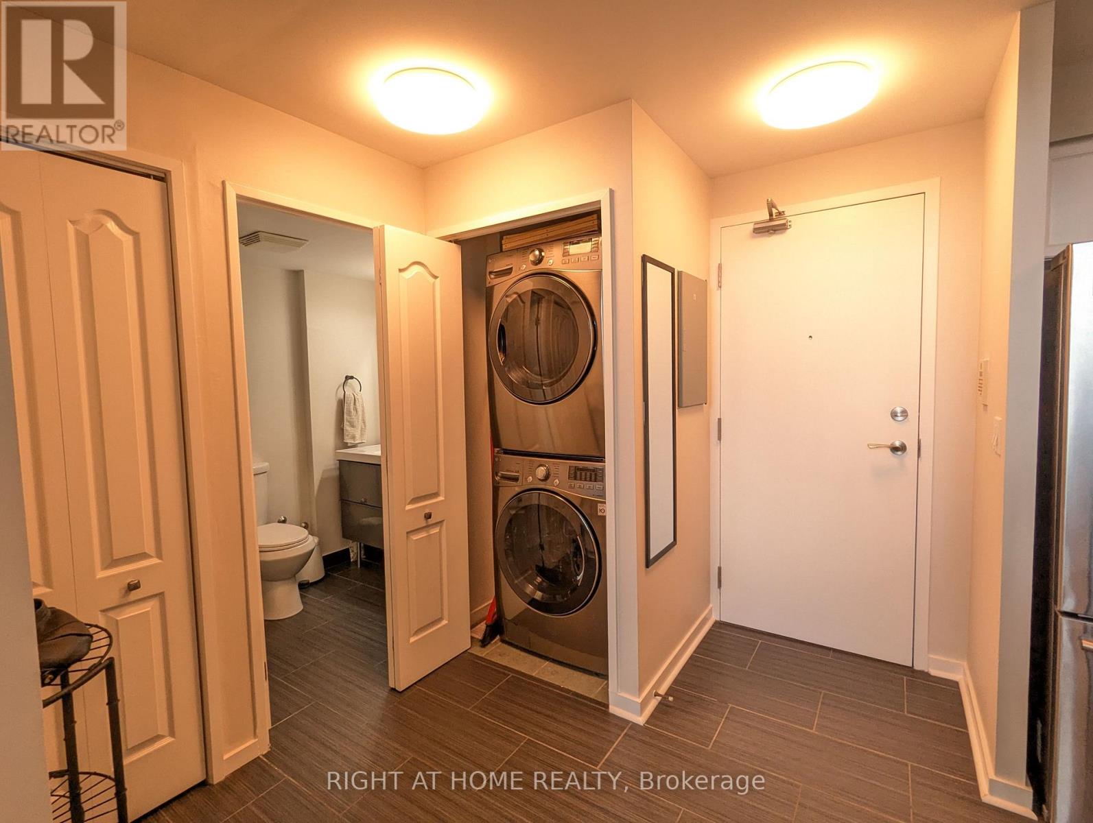 215 - 300 Manitoba Street, Toronto, Ontario  M8Y 4G9 - Photo 25 - W13719410