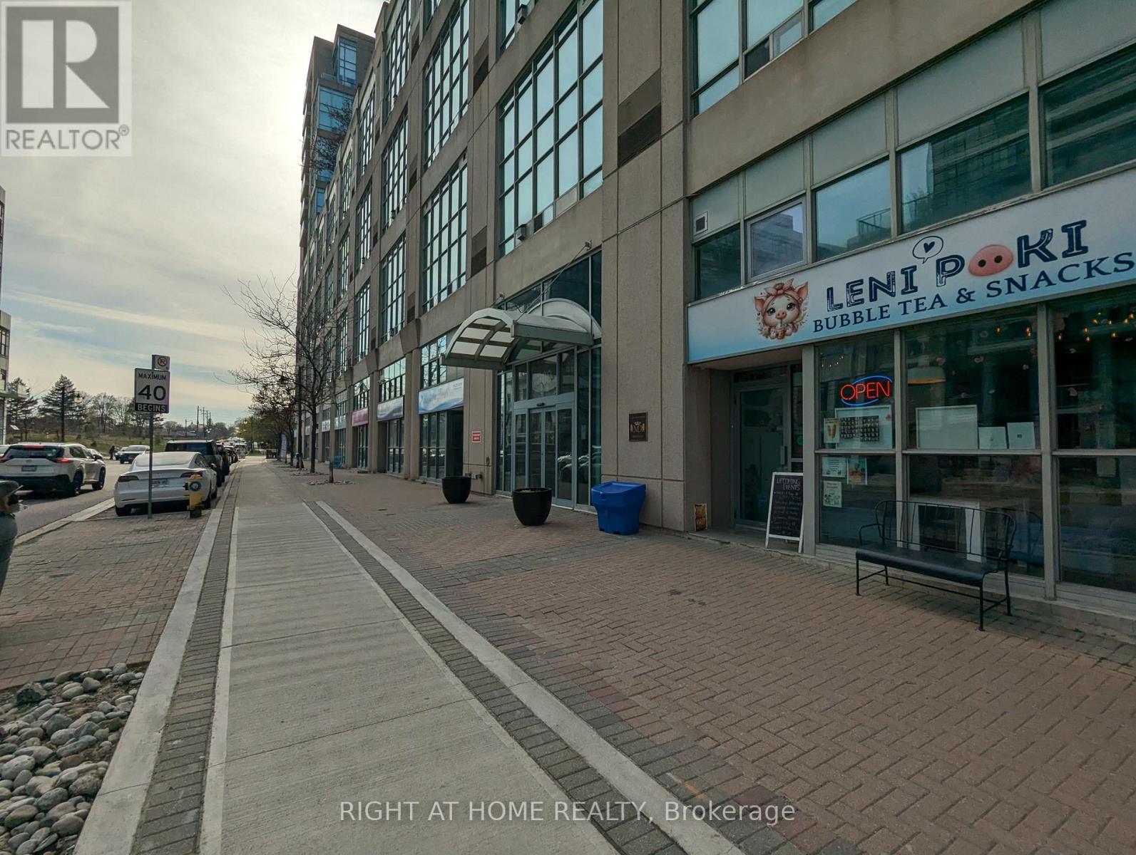215 - 300 Manitoba Street, Toronto, Ontario  M8Y 4G9 - Photo 4 - W13719410
