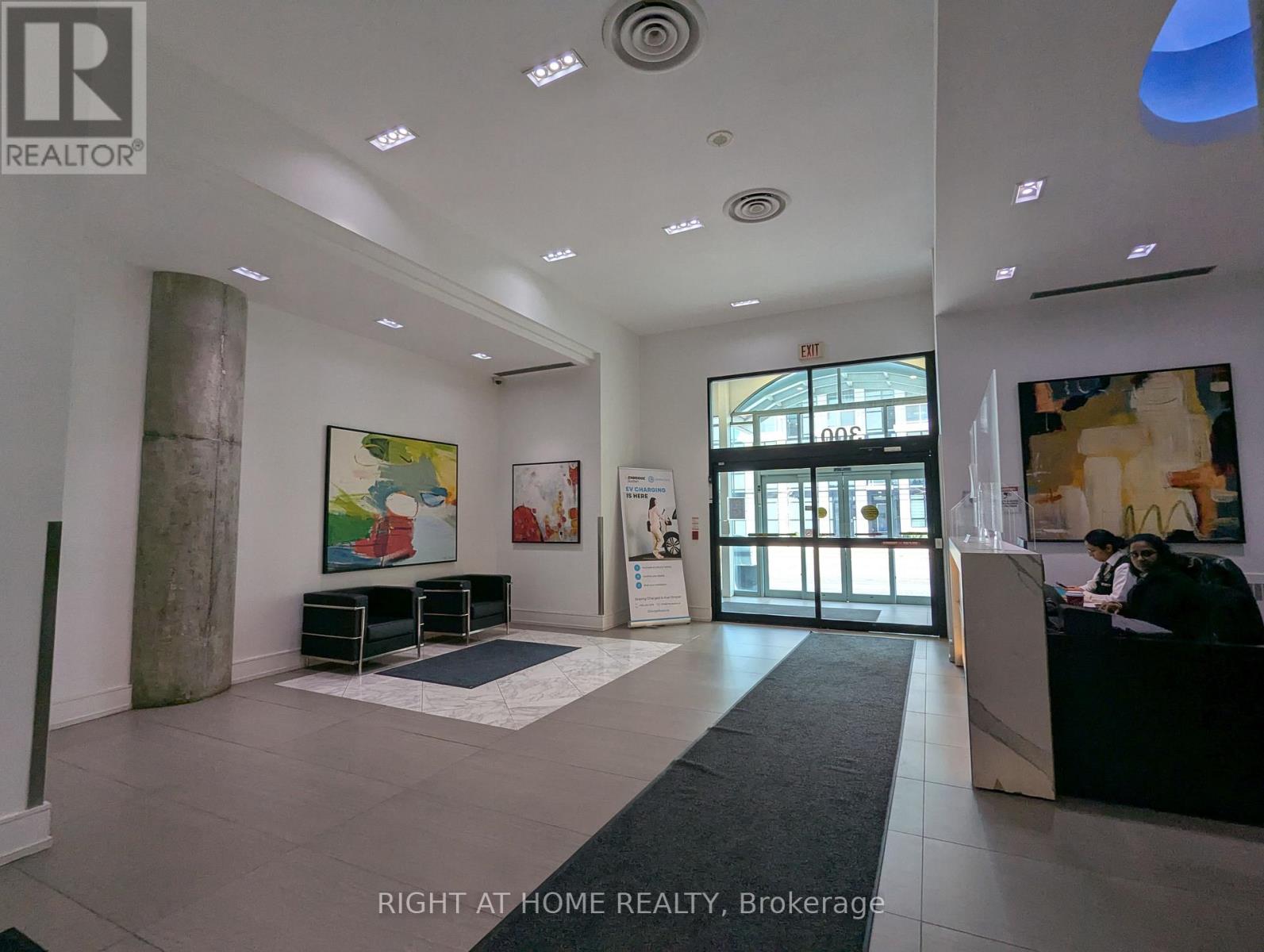 215 - 300 Manitoba Street, Toronto, Ontario  M8Y 4G9 - Photo 7 - W13719410