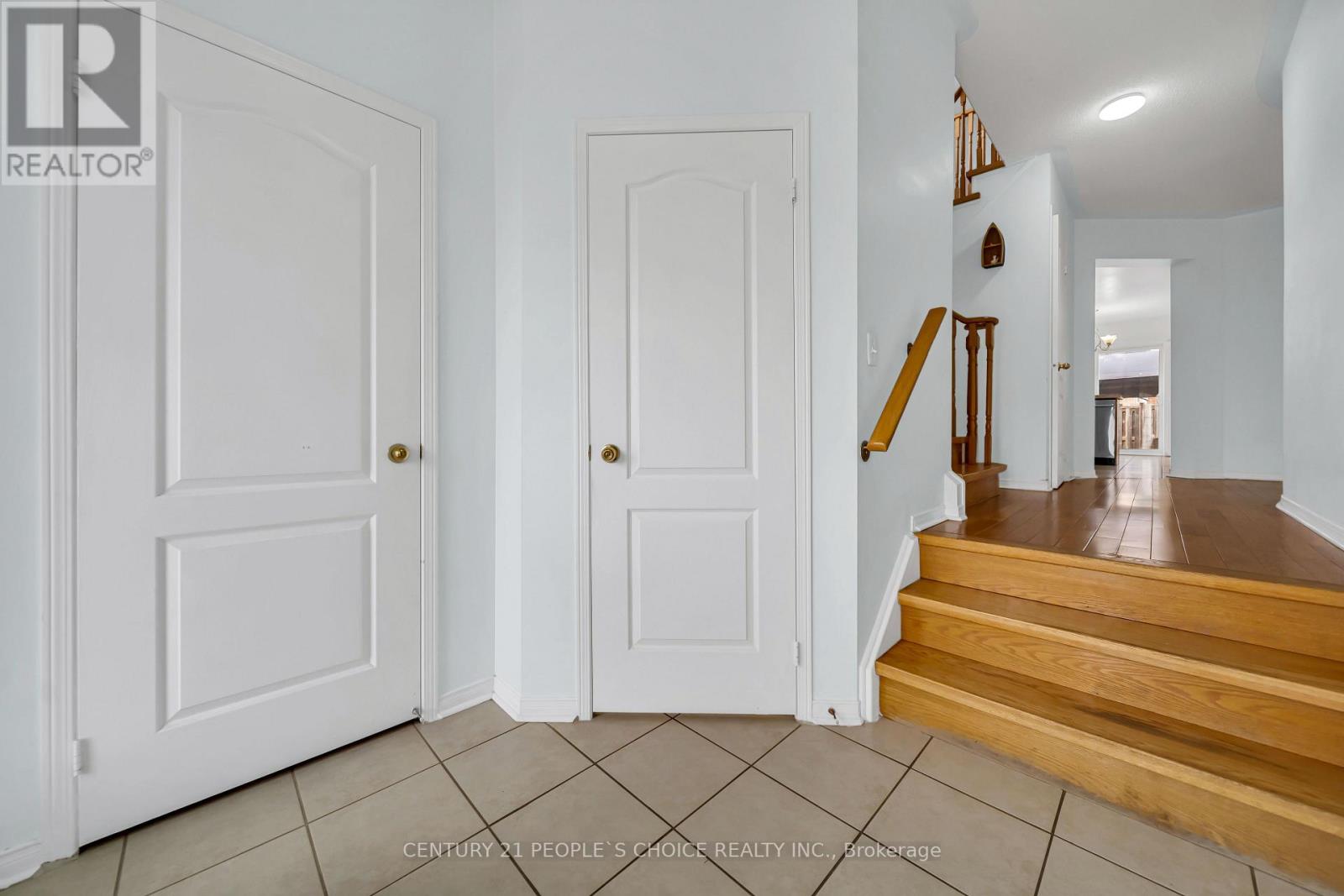 73 Crown Victoria Drive, Brampton, Ontario  L7A 3X1 - Photo 9 - W13719418