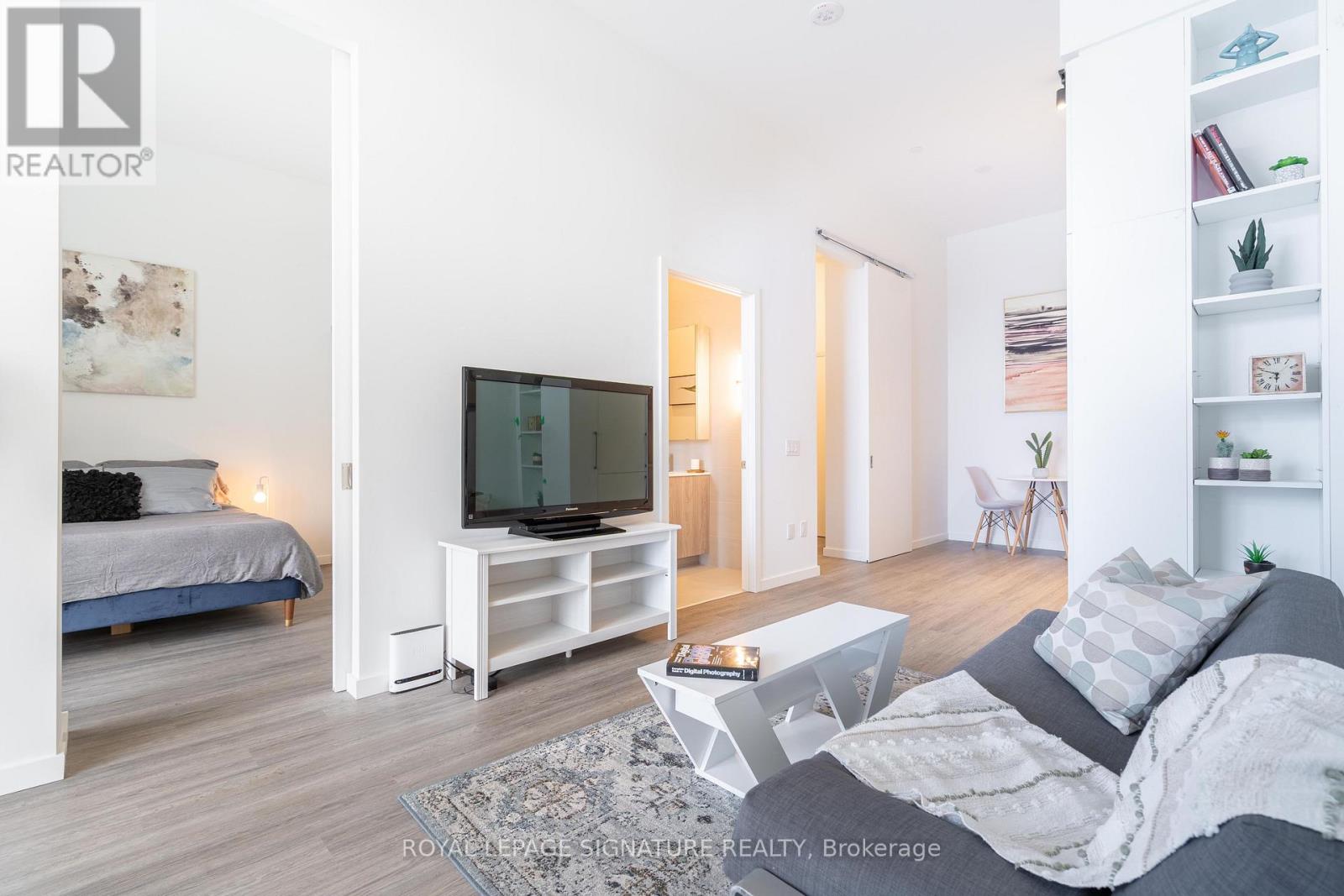 148 Wesley Street, Toronto, Ontario  M4Y 1J3 - Photo 4 - W13719456