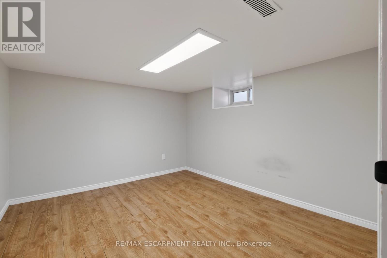 21 Cedar Street, Cambridge, Ontario  N1S 1T8 - Photo 25 - X13719334