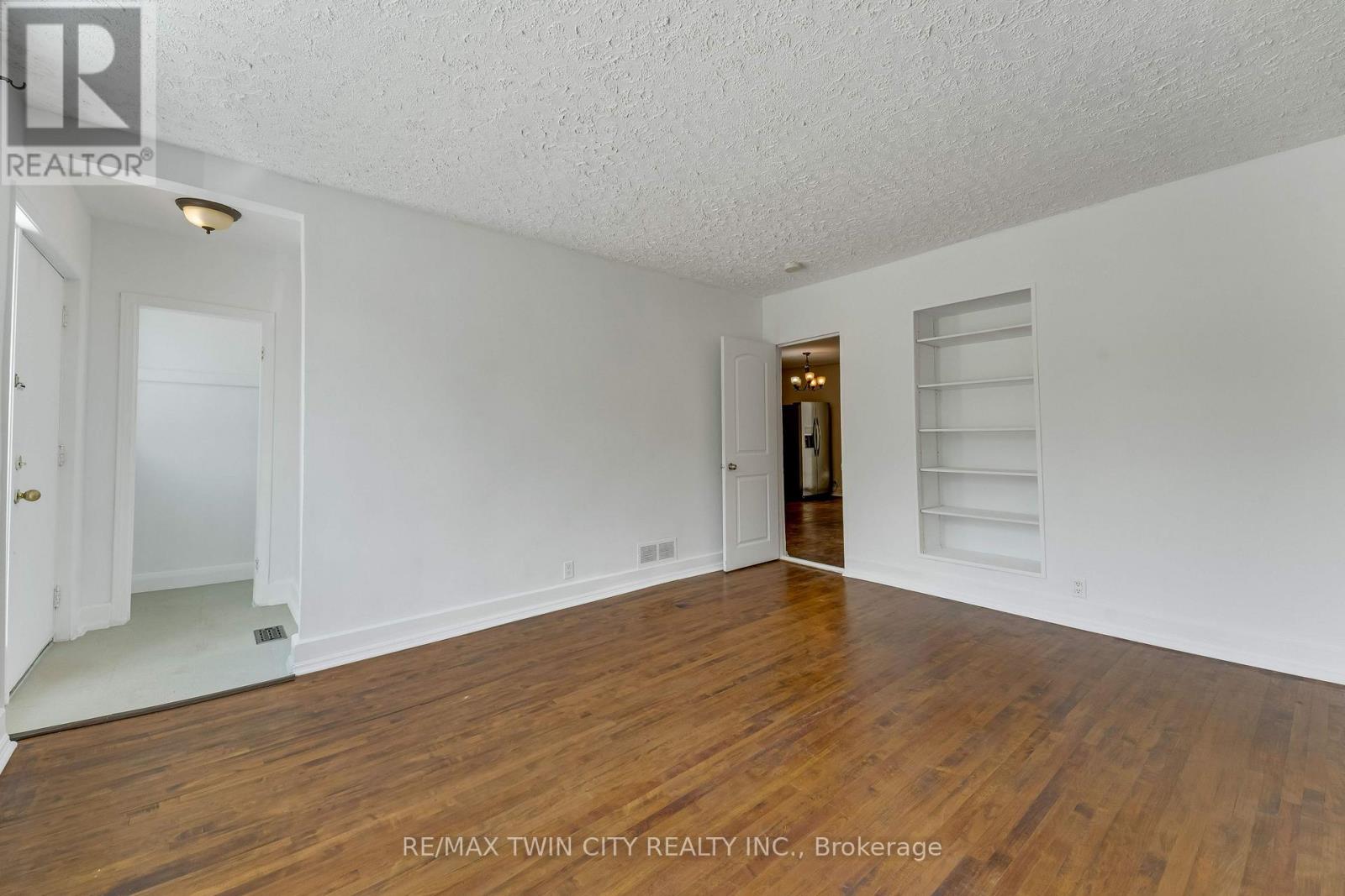 1159 Union Street, Kitchener, Ontario  N2H 6K3 - Photo 5 - X13719406