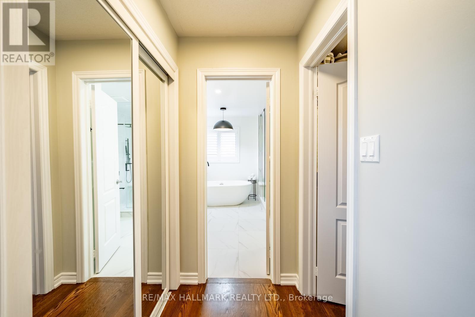 411 Hoover Park Drive, Whitchurch-Stouffville, Ontario  L4A 1P4 - Photo 25 - N13598976