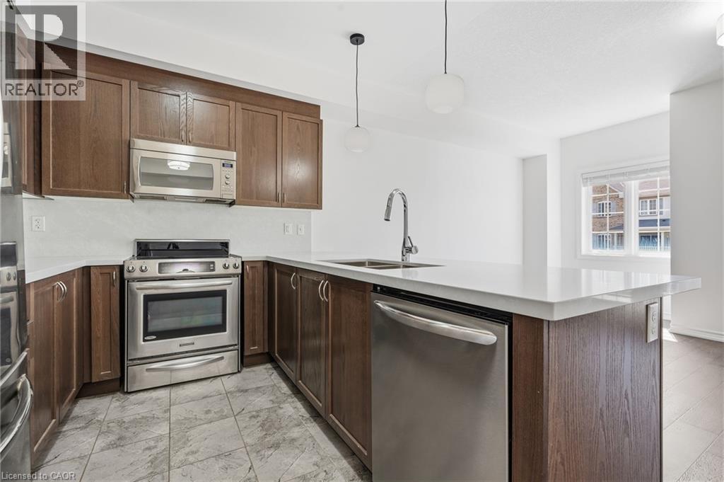 26 Hiscott Drive, Waterdown, Ontario  L8B 0A3 - Photo 6 - 40858864