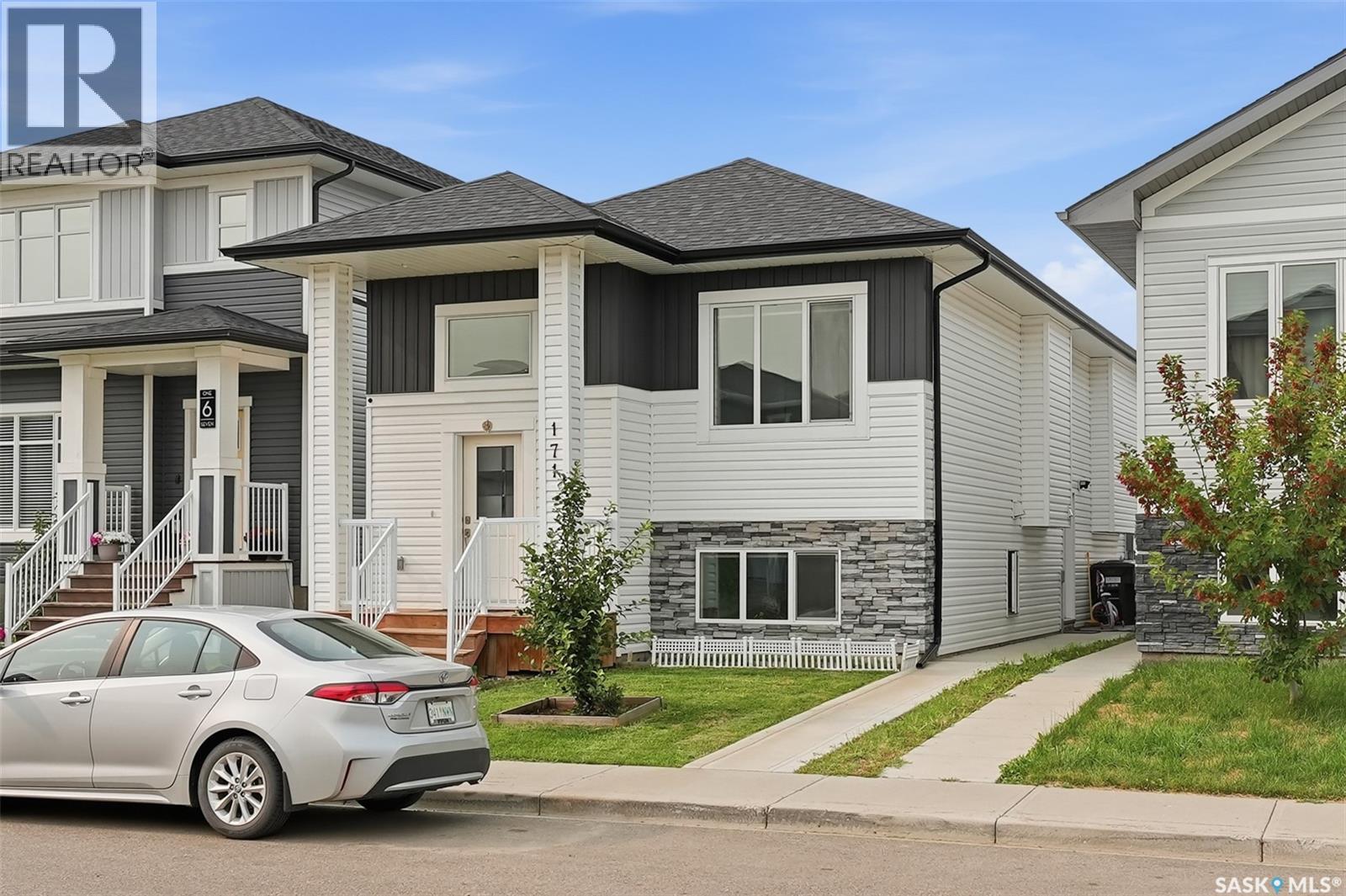 171 Thakur STREET, Saskatoon, Saskatchewan