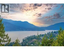 5343 MONTE BRE CRESCENT, West Vancouver, British Columbia