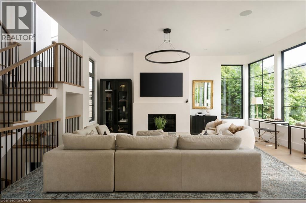 203 Weybourne Road, Oakville, Ontario  L6K 2T7 - Photo 15 - 40858040
