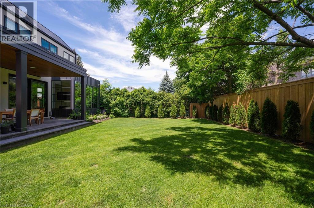 203 Weybourne Road, Oakville, Ontario  L6K 2T7 - Photo 44 - 40858040