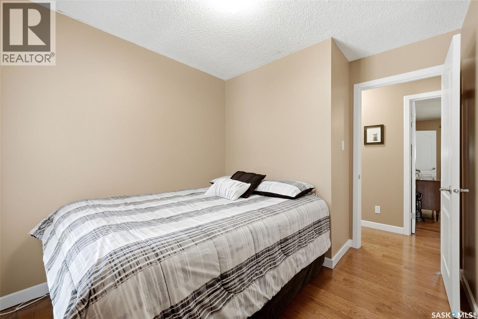 906 Hopkins Crescent N, Regina, Saskatchewan  S4X 2N3 - Photo 16 - SK046746