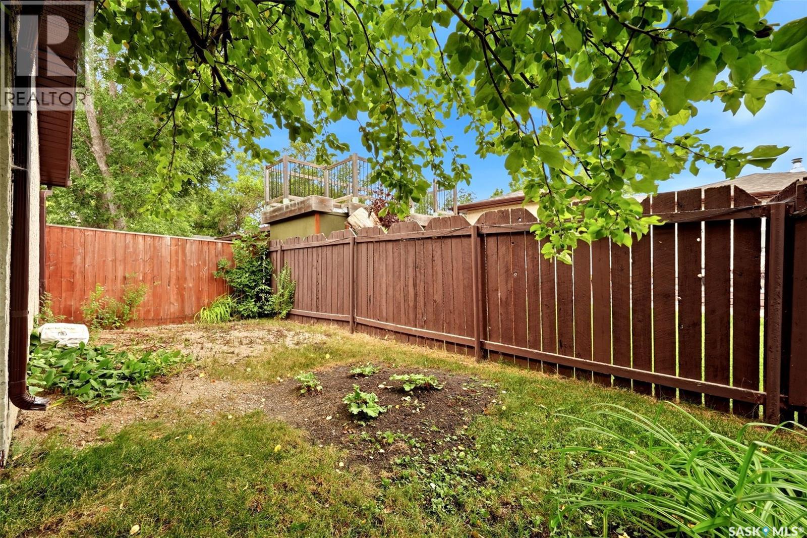906 Hopkins Crescent N, Regina, Saskatchewan  S4X 2N3 - Photo 31 - SK046746