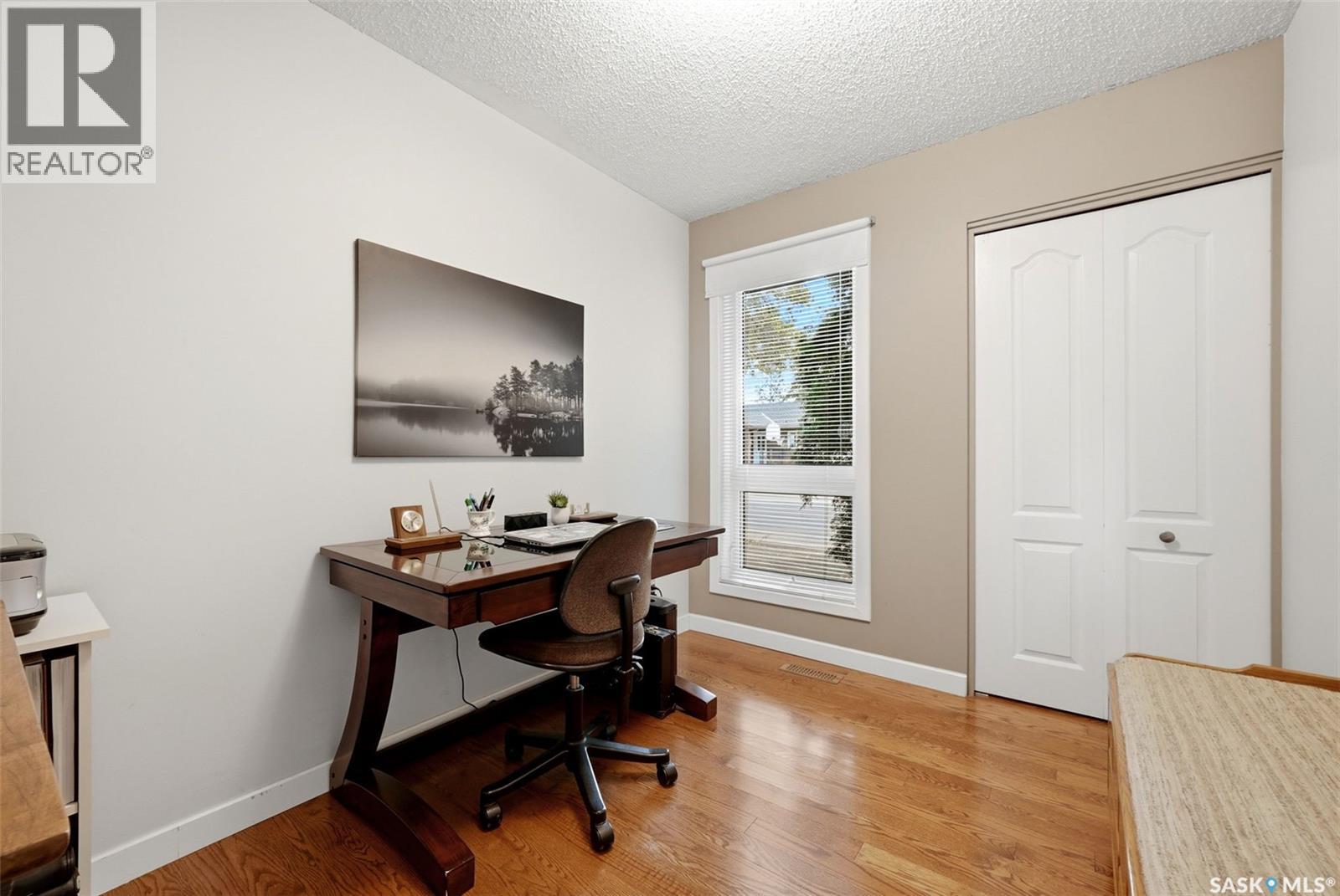 906 Hopkins Crescent N, Regina, Saskatchewan  S4X 2N3 - Photo 18 - SK046746