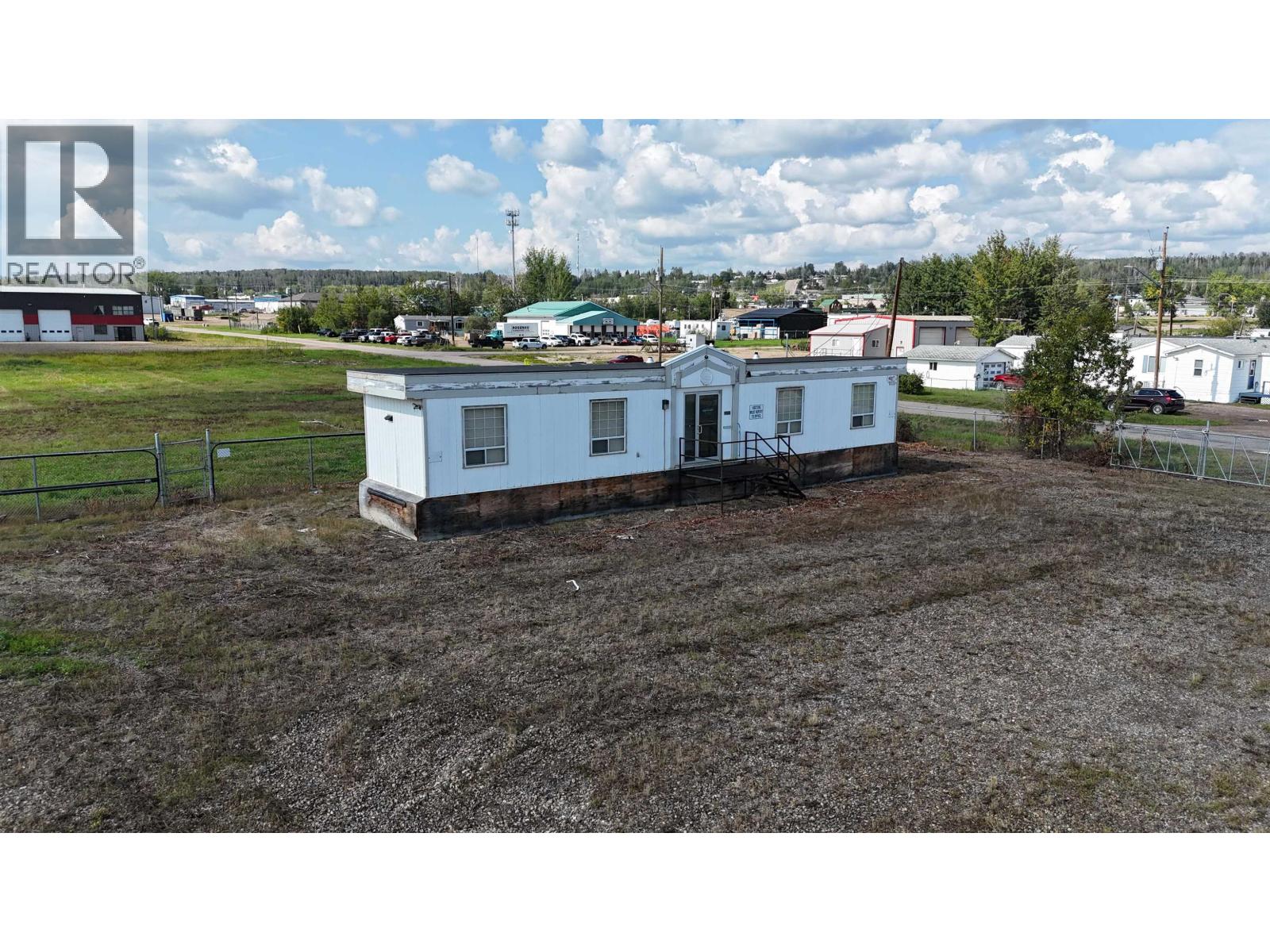 4603 48 Avenue, Fort Nelson, British Columbia  V0C 1R0 - Photo 5 - C8081527
