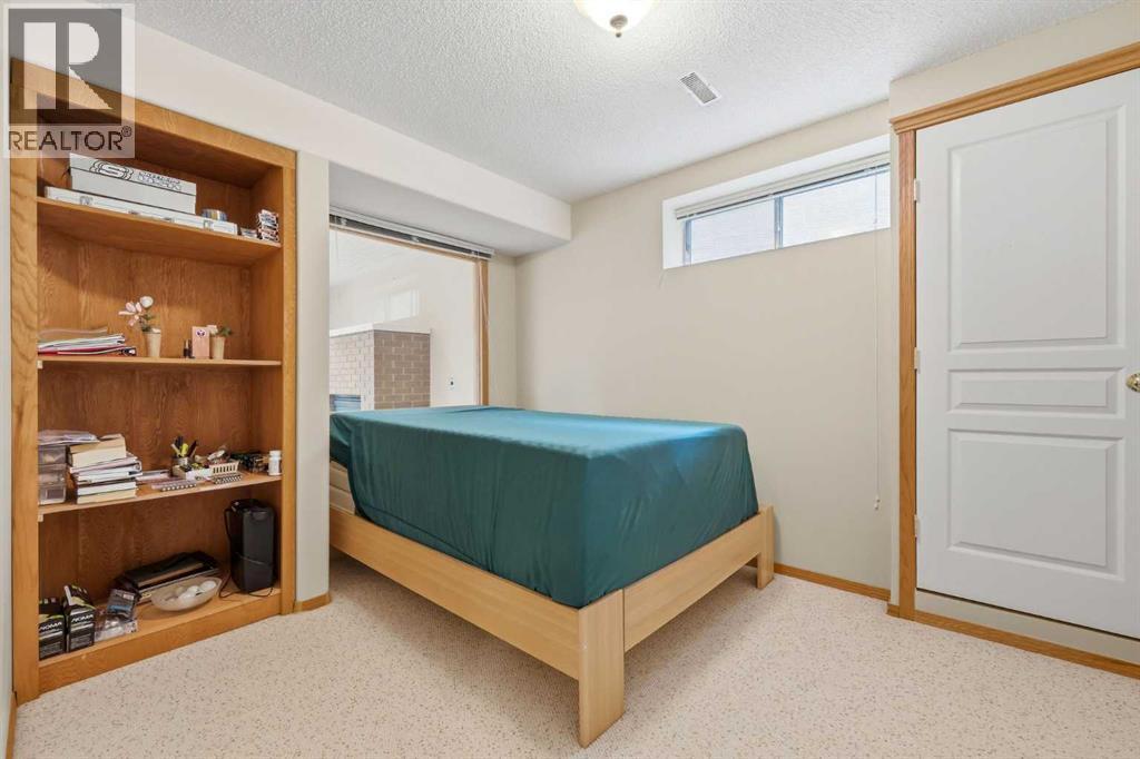 67 Sienna Heights Way SW, Calgary, Alberta T3H 3T6 - Photo 25 - A2322049