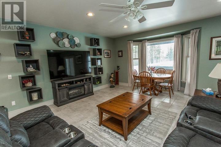 3515 Huron Line Rd, Jocelyn Township, Richards Landing, Ontario  P0R 1J0 - Photo 30 - SM262343