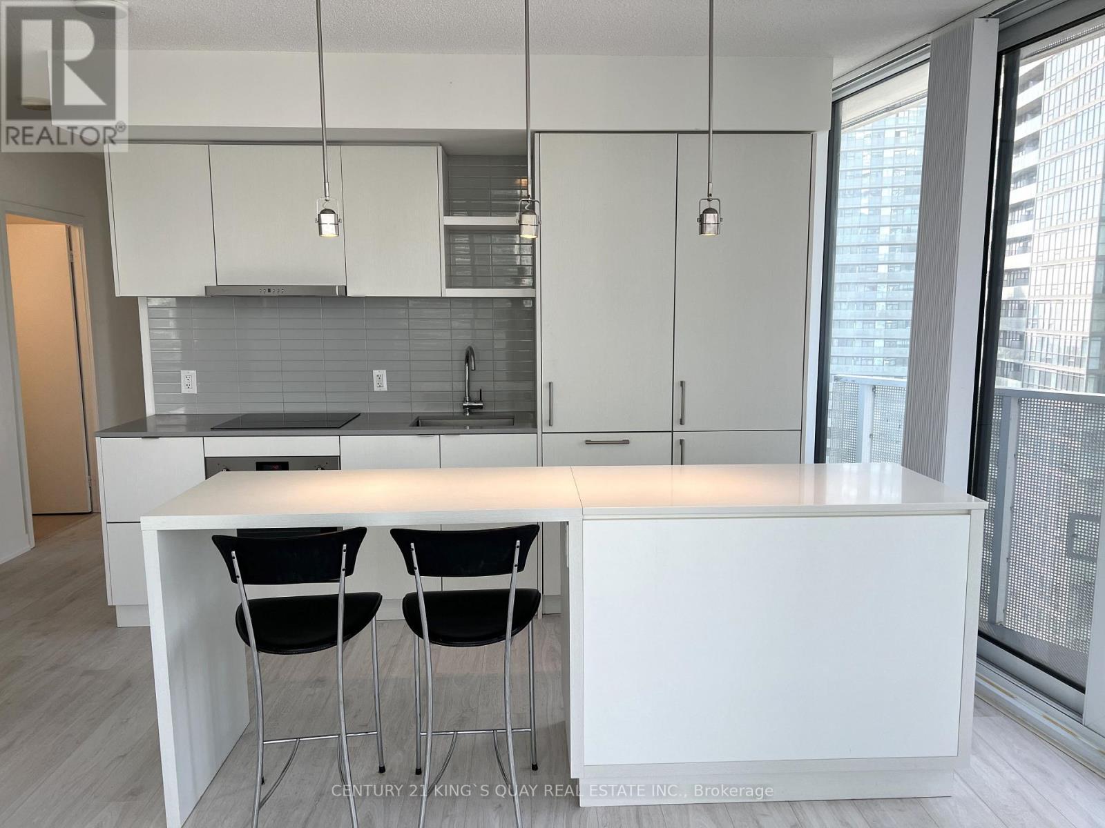2804 - 100 Harbour Street, Toronto, Ontario  M5J 0B5 - Photo 11 - C13719236