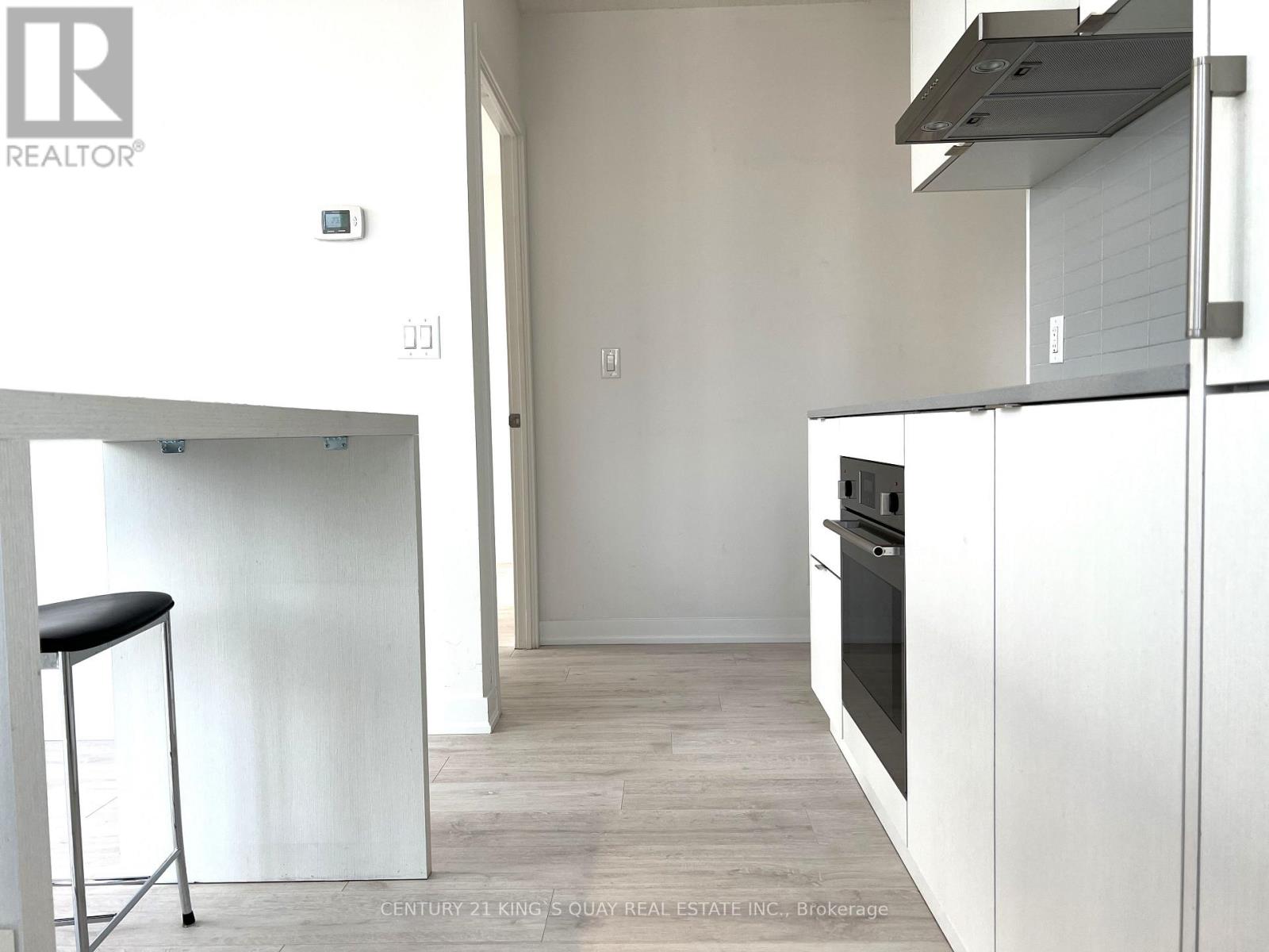 2804 - 100 Harbour Street, Toronto, Ontario  M5J 0B5 - Photo 17 - C13719236
