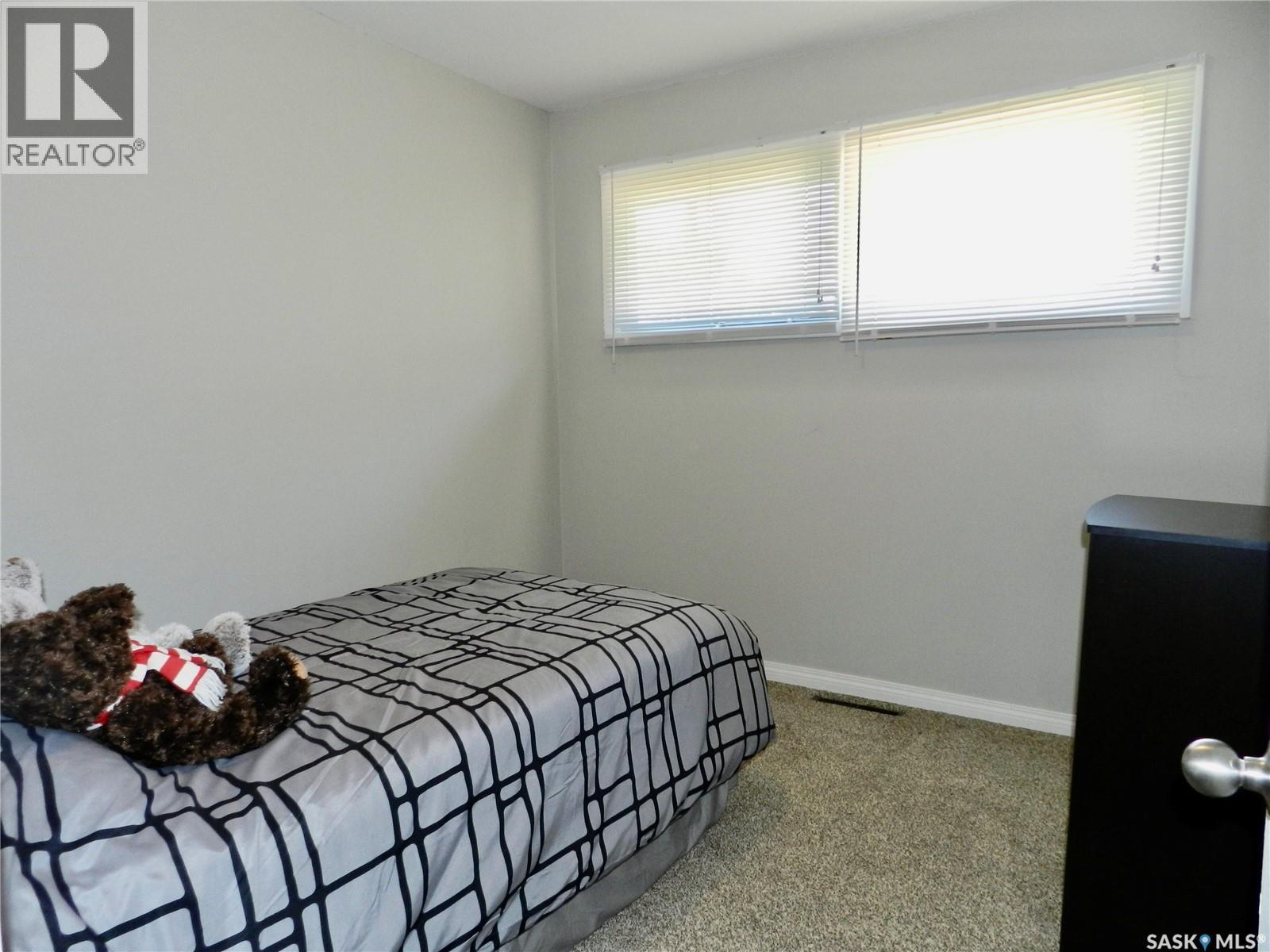 1037 Bogue Avenue, Moose Jaw, Saskatchewan  S6H 4M4 - Photo 16 - SK046781