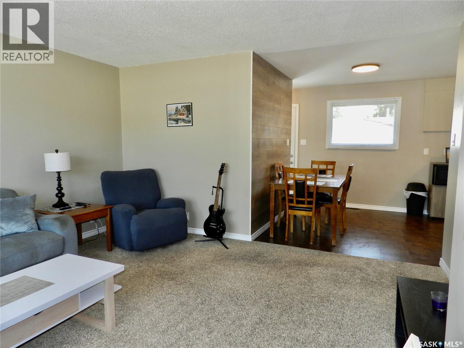 1037 Bogue Avenue, Moose Jaw, Saskatchewan  S6H 4M4 - Photo 4 - SK046781