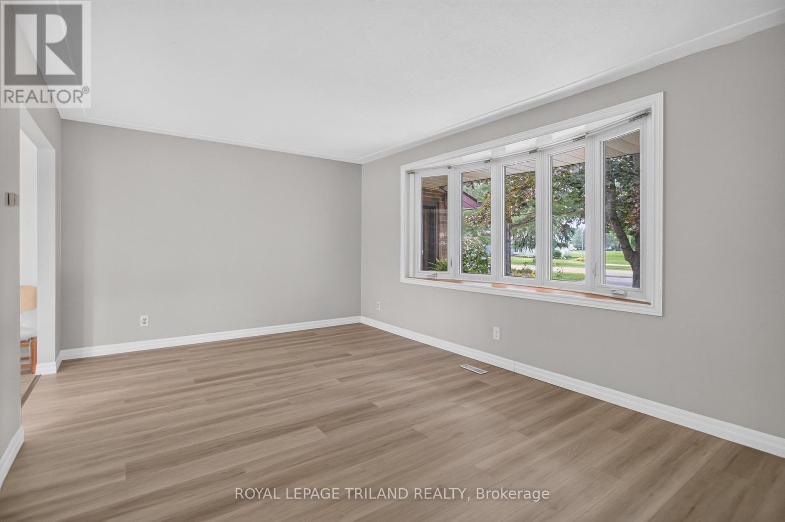 115 Springer Street, Middlesex Centre, Ontario  N0L 1R0 - Photo 9 - X13719466