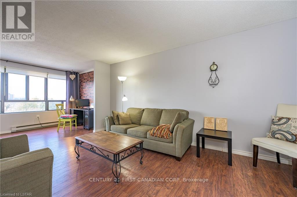 402 - 135 Baseline Road W, London South, Ontario  N6J 4W4 - Photo 5 - X13719516