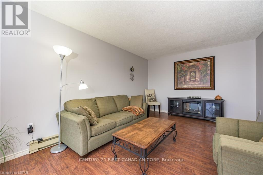 402 - 135 Baseline Road W, London South, Ontario  N6J 4W4 - Photo 8 - X13719516