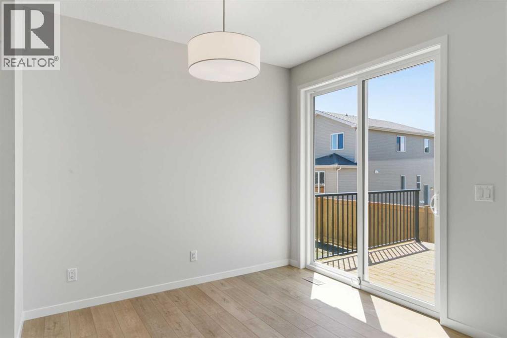 53 Snowberry Common Se, Calgary, Alberta  T3M 4H4 - Photo 15 - A2318953