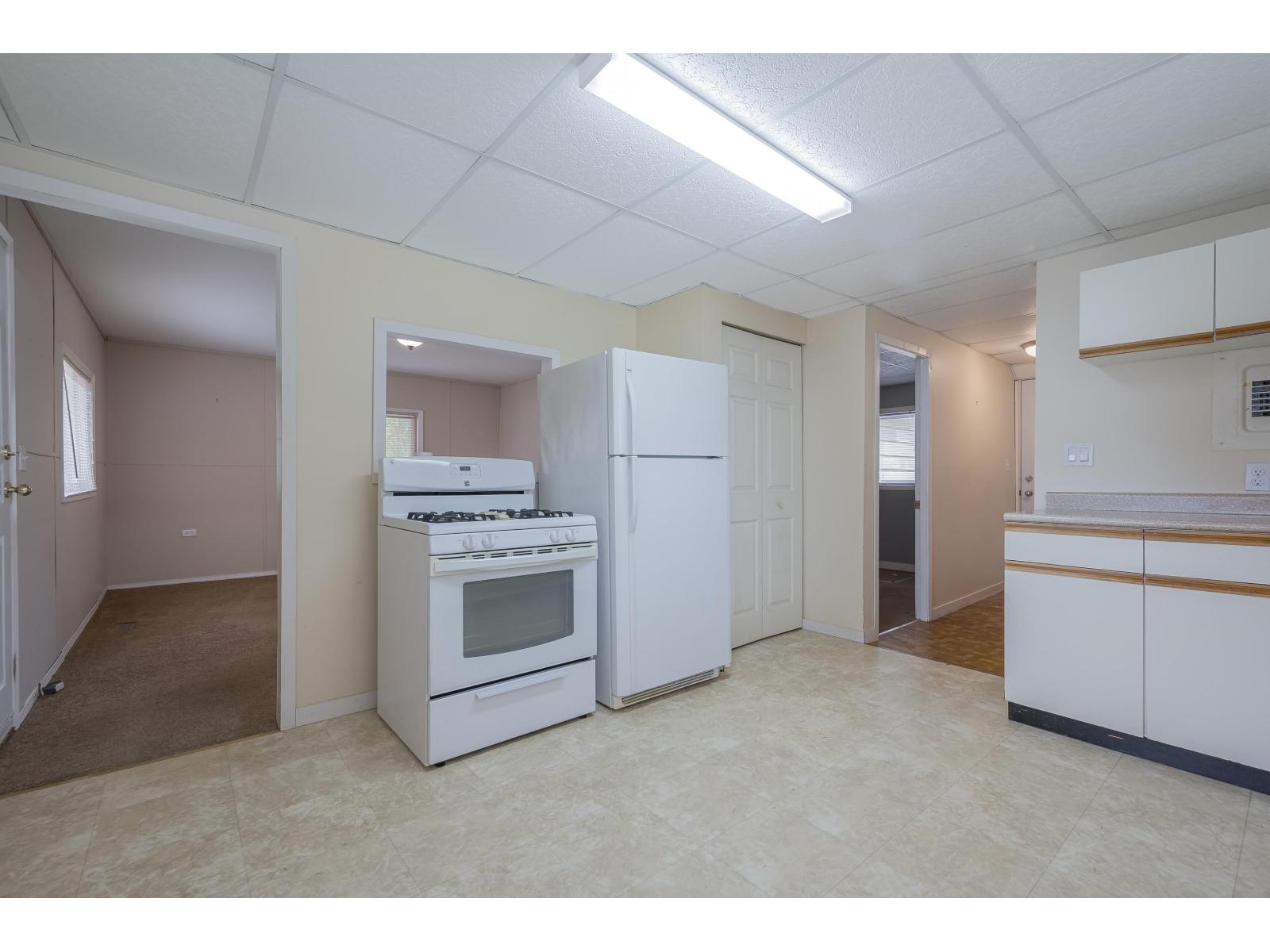3381 208 Street, Langley, British Columbia  V2Z 2C5 - Photo 9 - R3075432