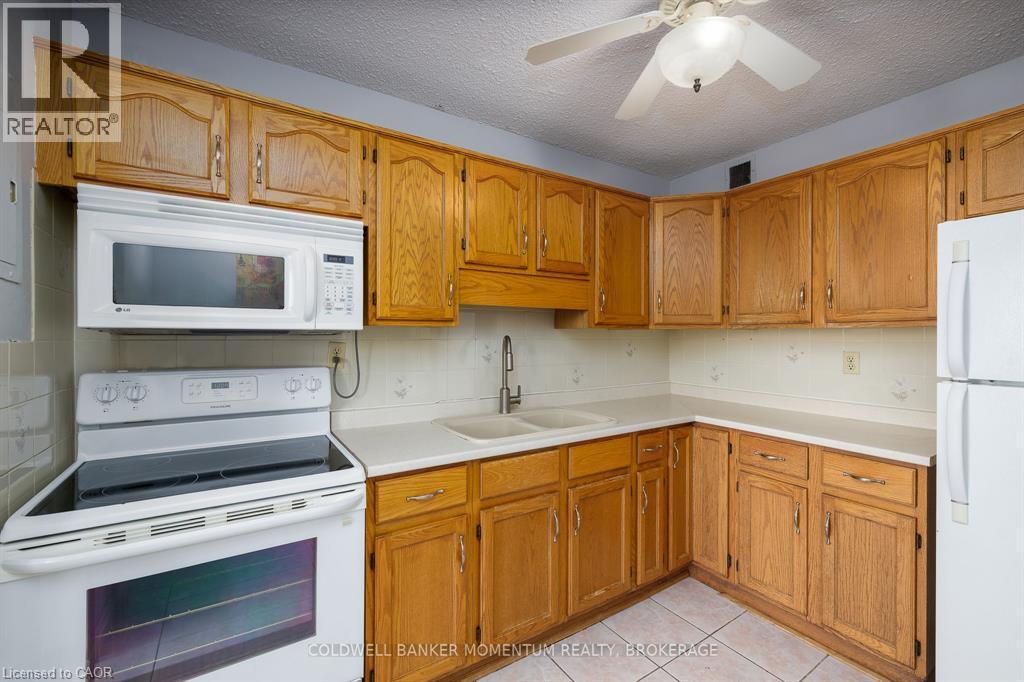 365 Geneva Street Unit# 1002, St. Catharines, Ontario  L2N 5S7 - Photo 8 - 40858025