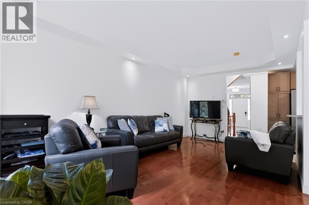 5151 Upper Middle Road Unit# 11, Burlington, Ontario  L7L 7C8 - Photo 5 - 40858415