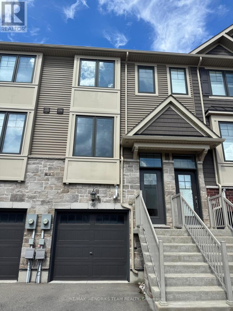 90 - 1890 RYMAL ROAD E, Hamilton, Ontario