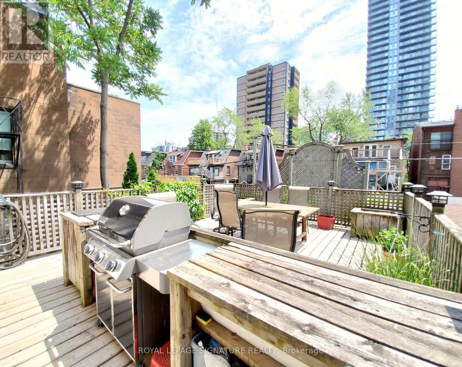 Upper - 47 Gloucester Street, Toronto, Ontario  M4Y 1L8 - Photo 16 - C13719496