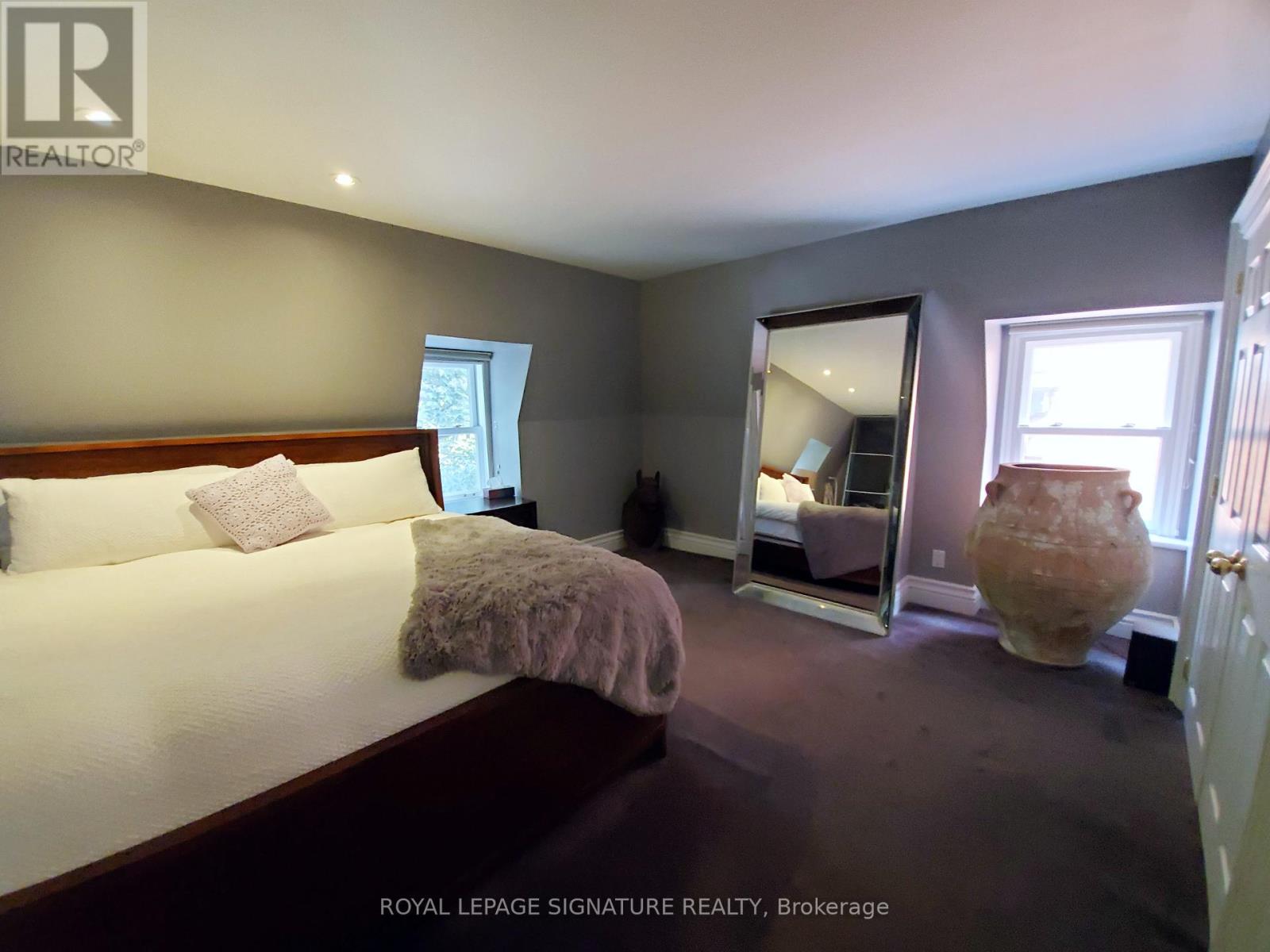 Upper - 47 Gloucester Street, Toronto, Ontario  M4Y 1L8 - Photo 18 - C13719496